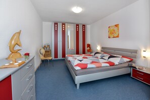 2 slaapkamers, babybedden, gratis wifi, beddengoed