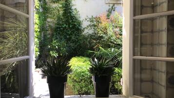 Enceinte de lâhĂ©bergement