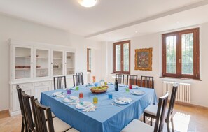 Dining - Gorgeous home in Incisa Scapaccino (AT) (Incisa Scapaccino (AT))