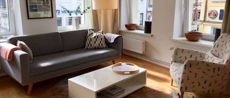 TV, books