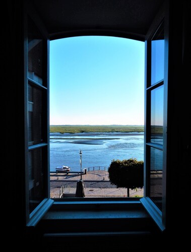 Familienhaus mit Blick auf die Bucht, stilvoll und charmant renoviert für 8 Pers.