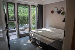 8 dormitorios, Internet, ropa de cama