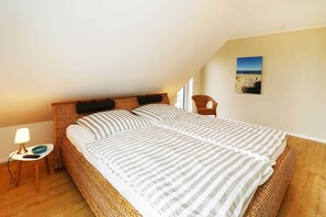 3 bedrooms, WiFi