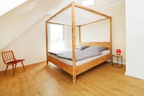 3 bedrooms, WiFi