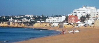 Beautiful Apartment - directly by the sea