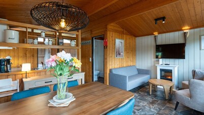 La Lune Comfort 6p - Three Bedroom Chalet, Sleeps 6