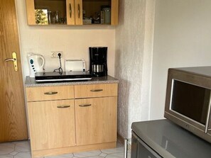 Uklassifisert bilde, 3 av 8, knapp