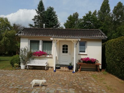 Ferienhaus am Rätzseeweg (22558) - Bungalow on the Rätzseeweg