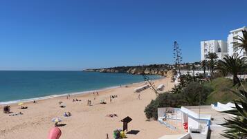 En la playa