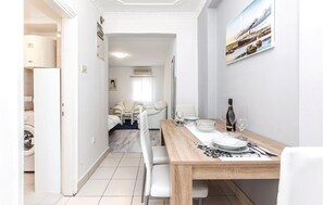 Free WiFi, bed sheets - Amazing apartment in Kostrena with WiFi (Kostrena)