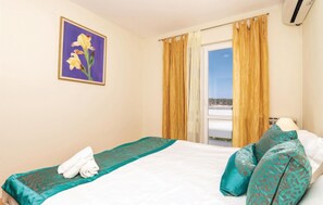 3 chambres, coffres-forts dans les chambres, Wi-Fi gratuit