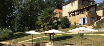 Cottage 6p very comfortable in beautiful area with swimming pool