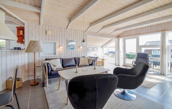 Fernseher, Kamin