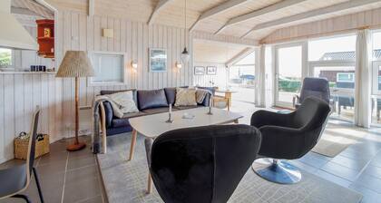 Amazing home in Bjert with WiFi