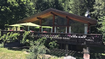 Enceinte de lâhĂ©bergement