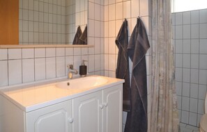 Shower - 1 bedroom cozy apartment in Varde (Varde)
