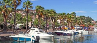 Mobil home with all comfort, with terrace in dream campsite with swimming pools