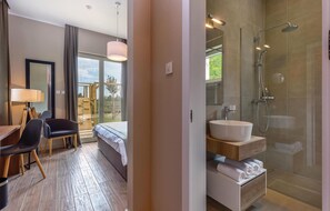 5 slaapkamers, een kluis op de kamer, reisbedje, gratis wifi