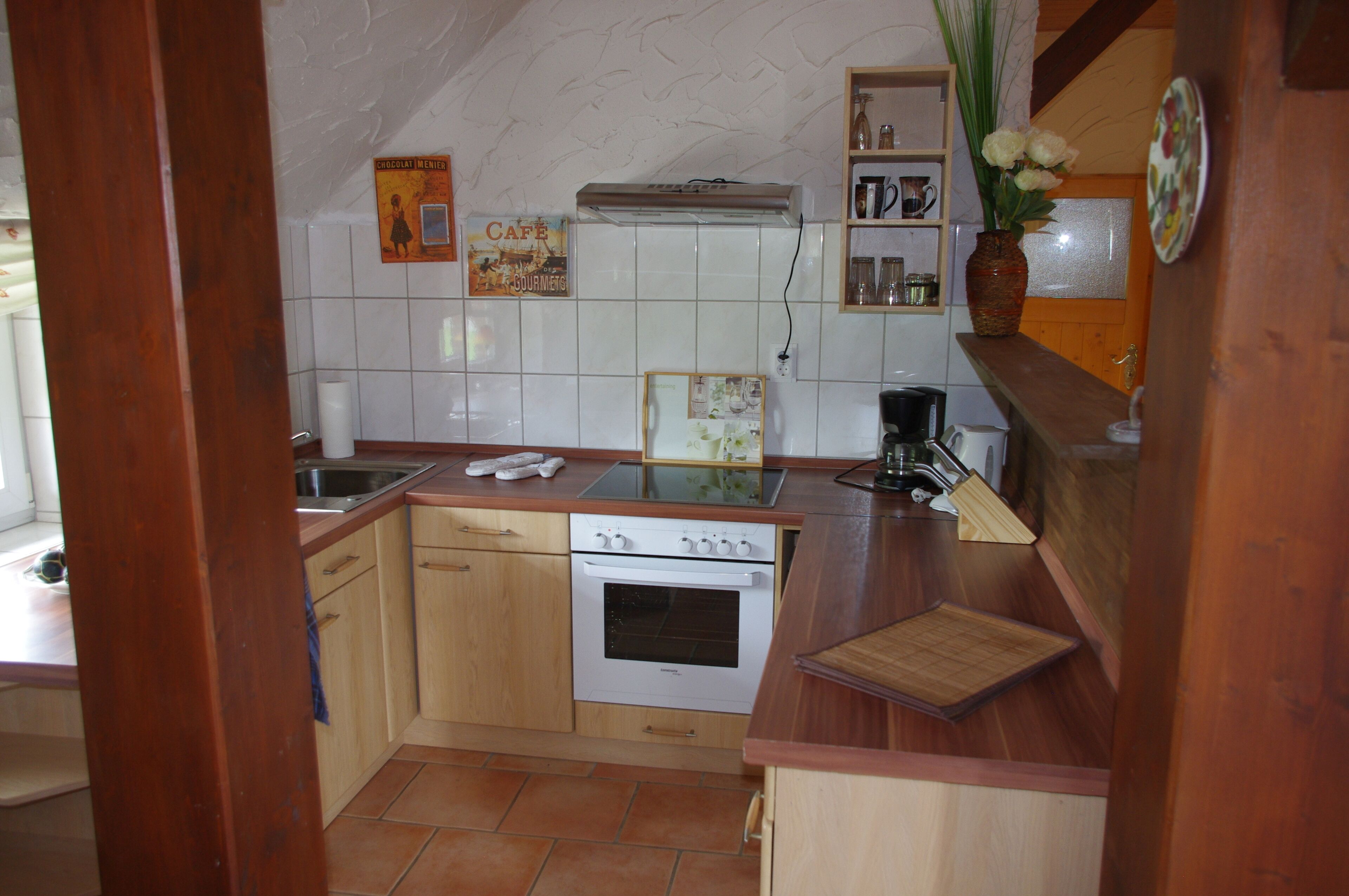 Kühlschrank, Ofen, Herdplatte, Geschirrspüler