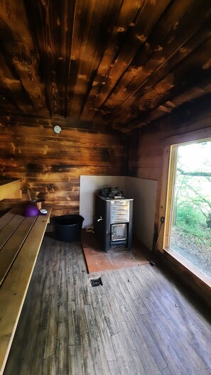 Interior - Great rust. Country house with a romantic garden and wood heating. Finland sauna (Kleineicholzheim)