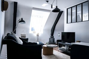 TV