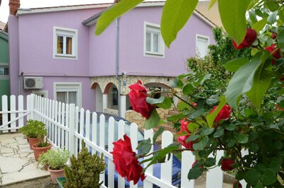 Apartment "Samy" ***