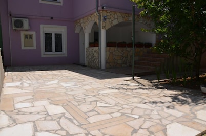Apartment "Samy" ***