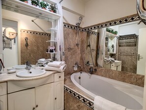 Bathtub, hair dryer