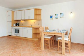 Køleskab, mikrobølgeovn, ovn, opvaskemaskine