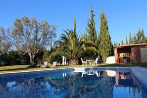 Alberca al aire libre