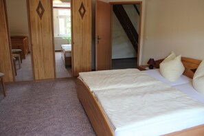3 Schlafzimmer, kostenloses WLAN, Bettwäsche