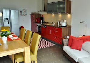 Interior - Beach house,200 sq meters. Wf., Directly on the Plauer See, Müritz, 30m to beach (Fünfseen Lenz Süd)