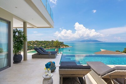 Beachside Villa 'Vanilla' - Stunning Sea Views and Breathtaking Sunsets