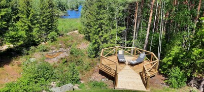 Dream vacation on the lake with sauna, open fire, boat, fiber optic connection, sun deck