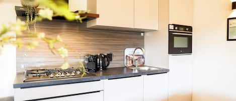 Fridge, microwave, dishwasher