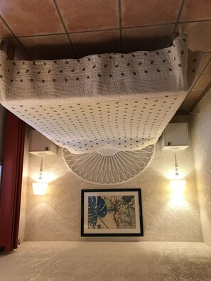 1 chambre, fer et planche à repasser, lit parapluie, Wi-Fi