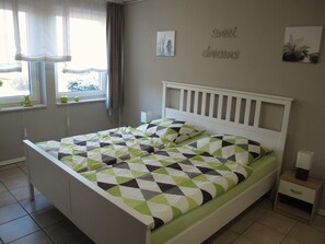 2 chambres, accès au Wi-Fi (inclus), literie fournie