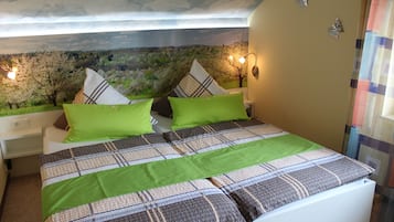 2 habitaciones, tabla de planchar con plancha y cuna de viaje