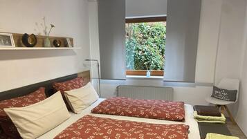 1 bedroom, iron/ironing board, free WiFi, bed sheets