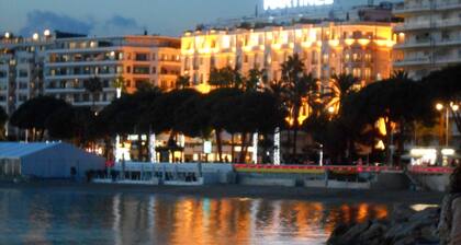 Charmant 2 piÚces rénové avec vue mer