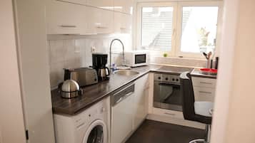 Fridge, microwave, oven, dishwasher
