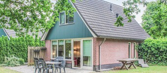 Amazing home in Winterswijk with WiFi