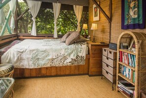 Zimmersafe, Bügeleisen/Bügelbrett, WLAN, Bettwäsche