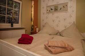 4 bedrooms, desk, travel crib, WiFi - Groat Fleet **** - Groat Fleet (Neuenkirchen)