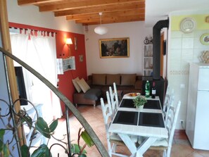 Interior - Charming house in central Algarve in quiet highland, only 18 km to airport (Algarve)