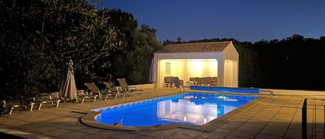 Piscine extérieure