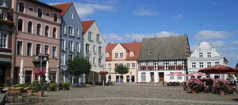 Bor sammen med boghandleren