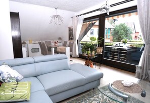 Televisión, libros y estéreo