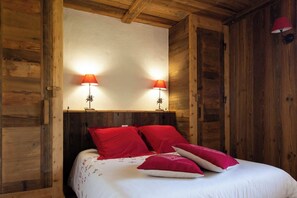 2 chambres, fer et planche Ă repasser, Wi-Fi gratuit, draps fournis