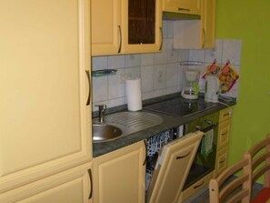 Fridge, oven, dishwasher, highchair